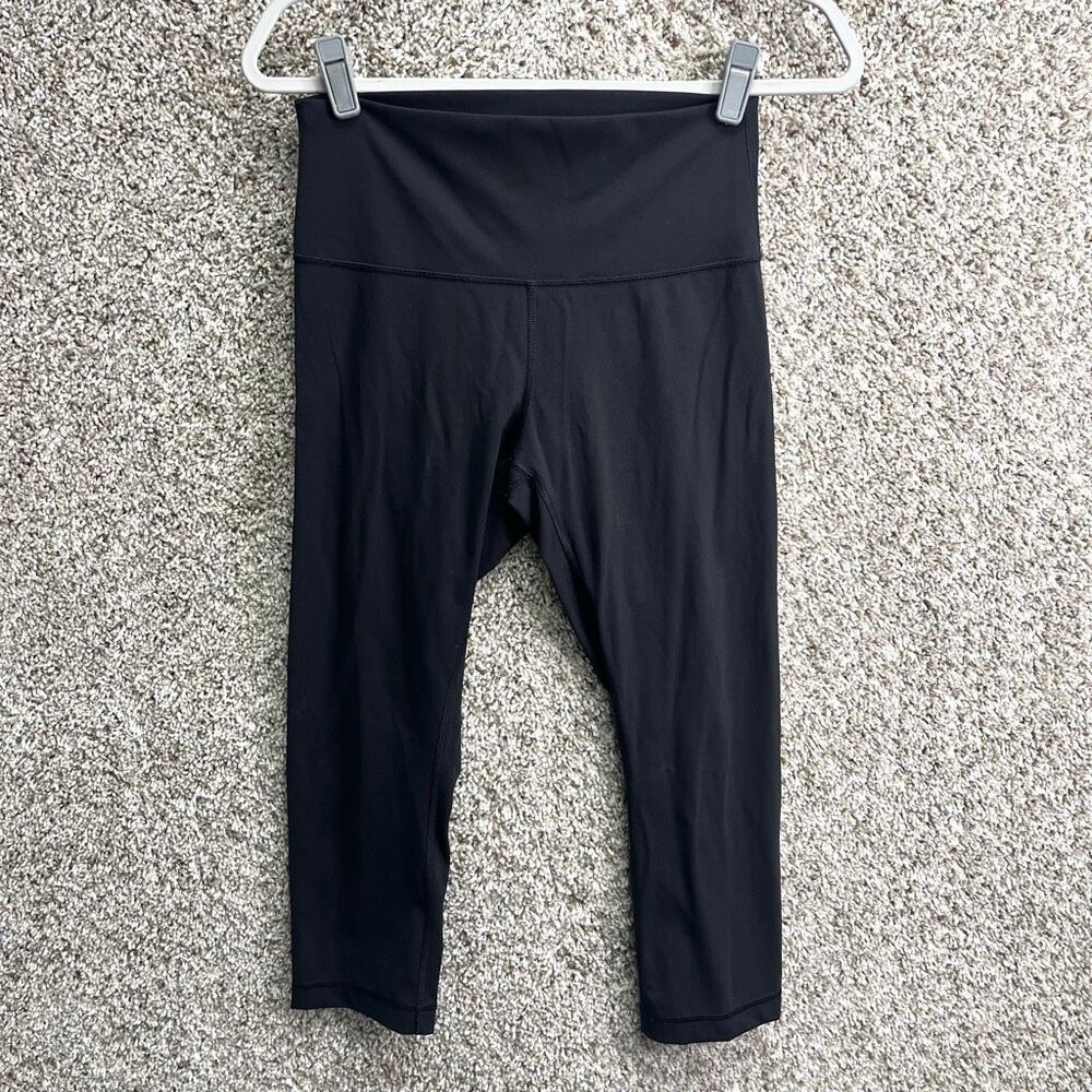 Lululemon Athletica Leggings Women’s‎ 8 Wunder Under Black Cropped Athletic
